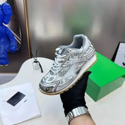 Mesh Runner Sneakers