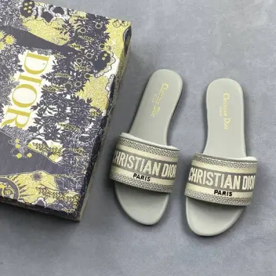 DIOR SILPPERS