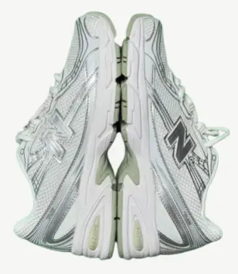 New Balance 740