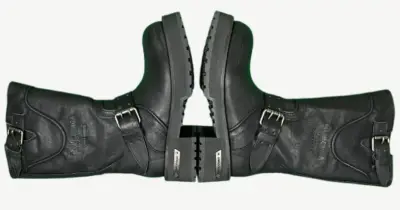 Balenciaga Venom Leather Boots