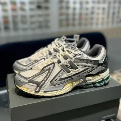 New Balance 1906