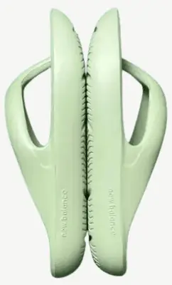 New Balance Mellow Recovery Flip-Flops