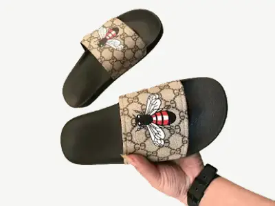 Cheap Slippers/Slides